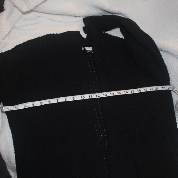 NWT Women's Black American Eagle Comfy,Oversized, Chunky Knit Cardigan in Sz(S) - Picture 10 of 10